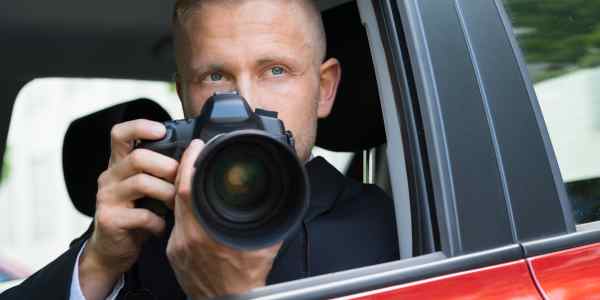 What is the main job of private investigators Read here